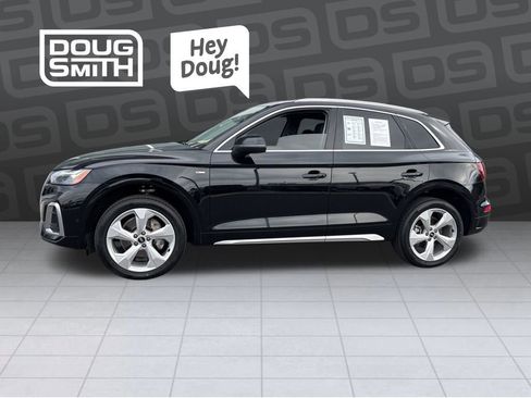Used 2023 Audi Q5 2.0T Prestige w/ Prestige Package AWD/4WD image 1