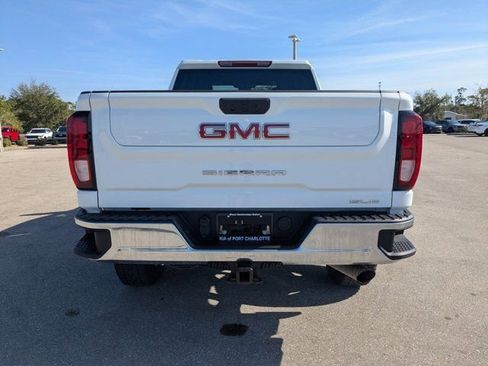 Used 2025 GMC Sierra 2500 SLE w/ SLE Value Package; image 6