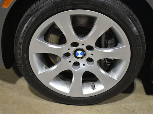 Used 2008 BMW 335i Convertible w/ Cold Weather Pkg image 45