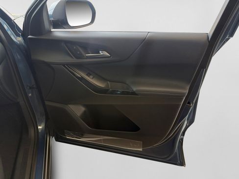New 2027 Chevrolet Equinox LT FWD image 14