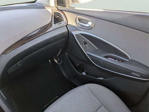 Used 2017 Hyundai Santa Fe Sport FWD image 14