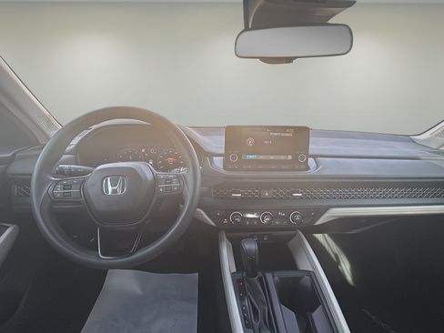 Used 2024 Honda Accord EX image 10