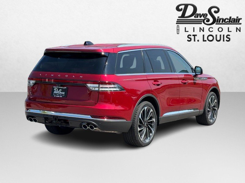 Certified 2025 Lincoln Aviator Reserve w/ Equipment Group 201A AWD/4WD image 3