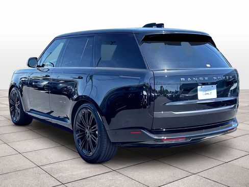 New 2026 Land Rover Range Rover SE AWD/4WD image 3