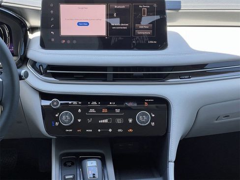 New 2026 INFINITI QX60 Luxe image 14