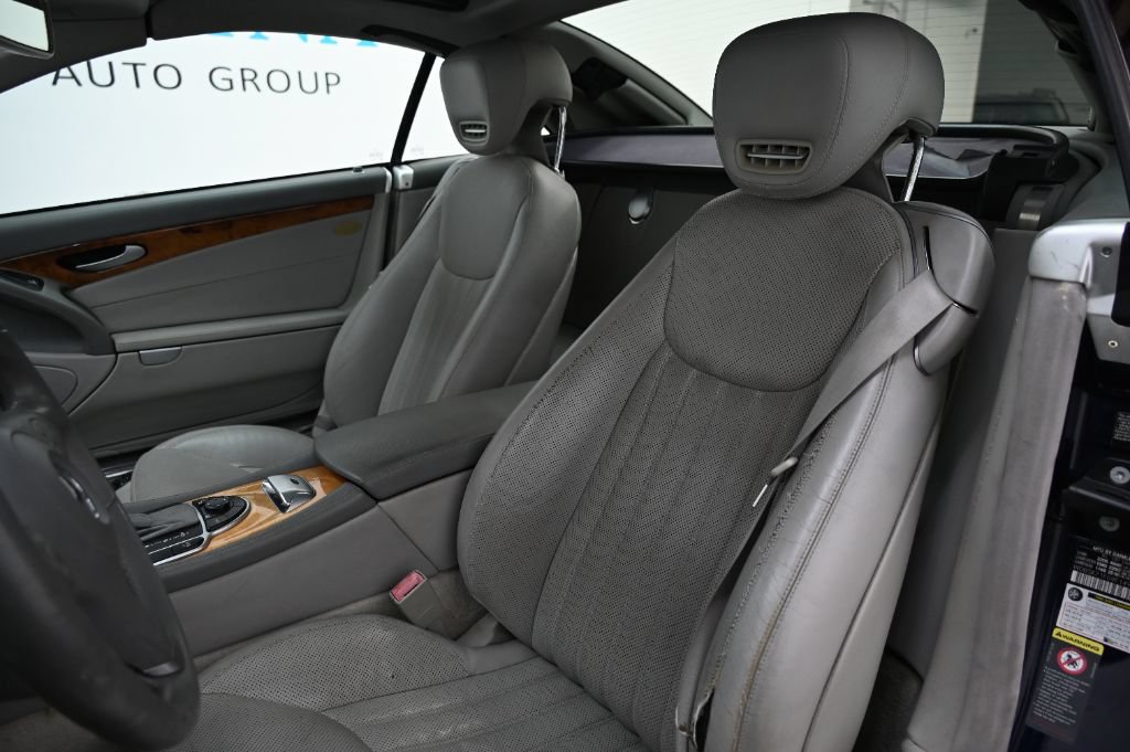 Used 2009 Mercedes-Benz SL 550 w/ Premium I Pkg image 17