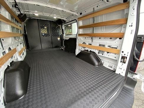 Used 2025 Ford Transit 250 Low Roof w/ Exterior Upgrade Package RWD image 32
