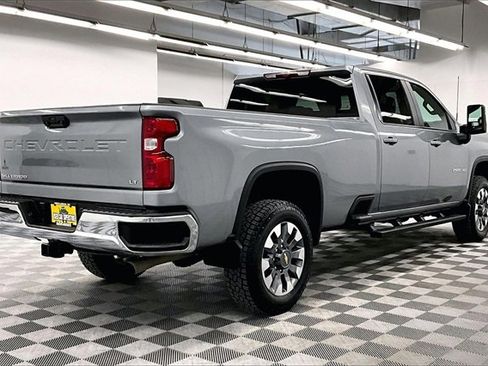 Used 2024 Chevrolet Silverado 2500 LT w/ All Star Edition image 13