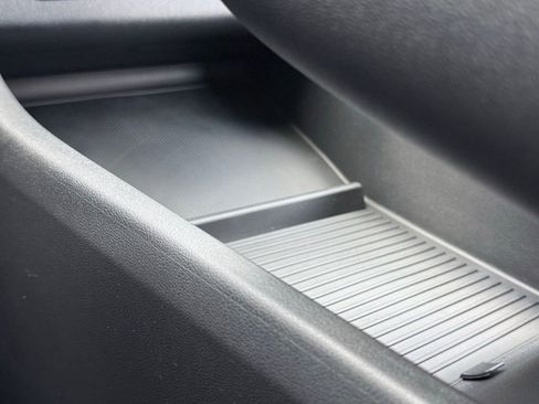 New 2026 Hyundai Tucson Blue SE image 18