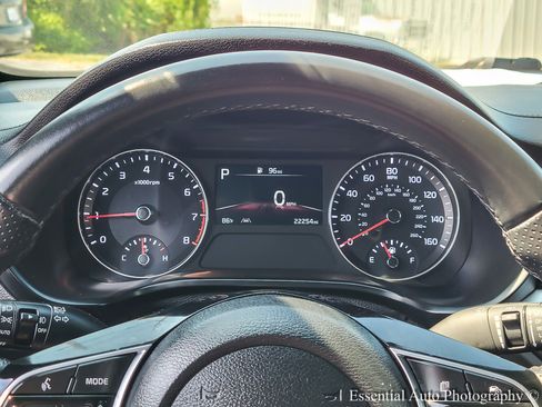 Used 2024 Kia Forte GT-Line w/ GT-Line Premium Package image 18