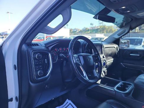 Used 2020 Chevrolet Silverado 1500 LT Trail Boss image 10