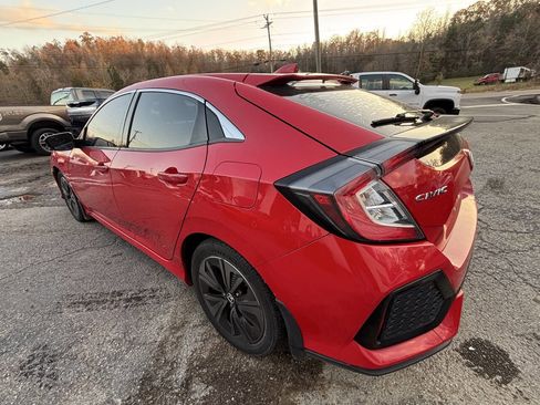 Used 2017 Honda Civic EX image 3