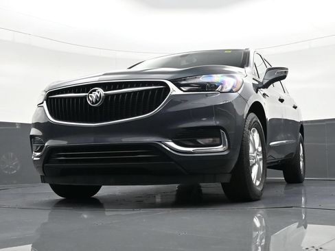 Used 2020 Buick Enclave Essence FWD image 32