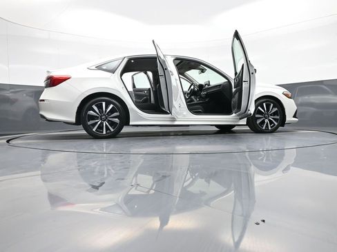 Certified 2024 Honda Civic EX image 46