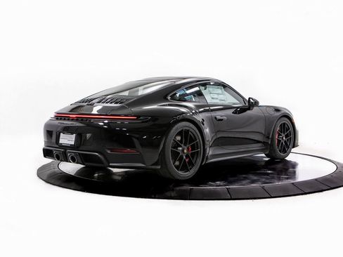 New 2026 Porsche 911 Carrera GTS image 7
