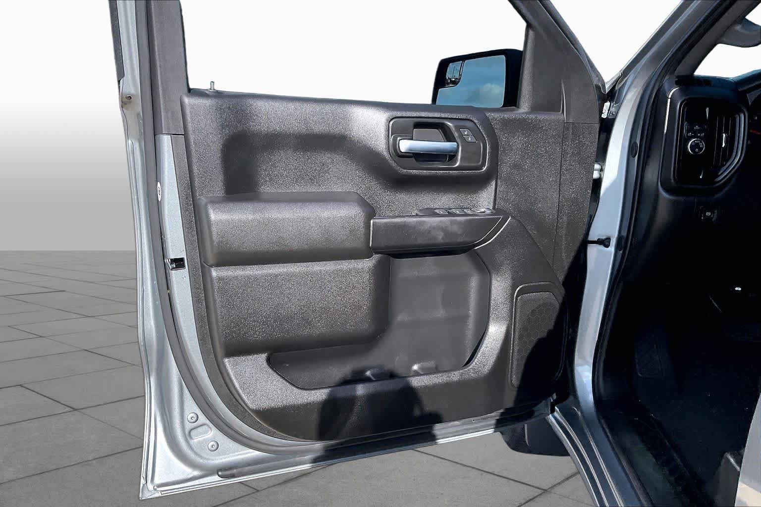 Certified 2026 Chevrolet Silverado 1500 Custom RWD image 21