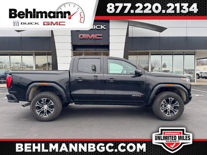 Used 2025 GMC Canyon AT4