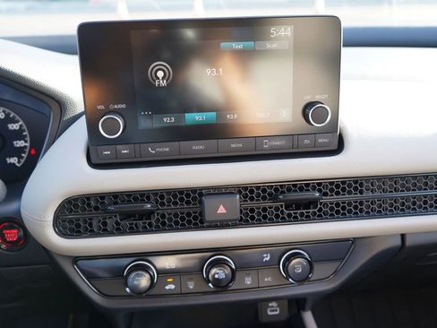 Used 2023 Honda HR-V LX image 11