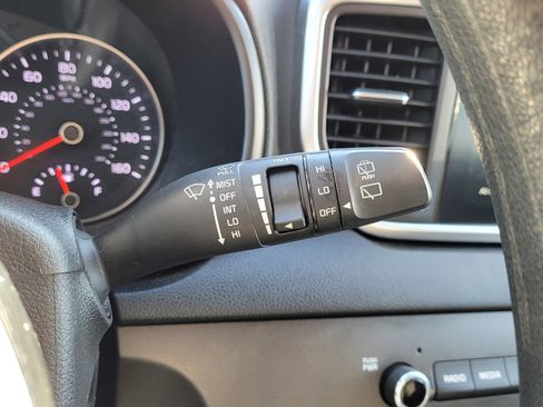 Used 2021 Kia Sportage LX image 22