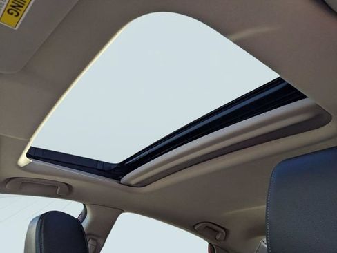 Used 2019 Honda Civic Touring image 21