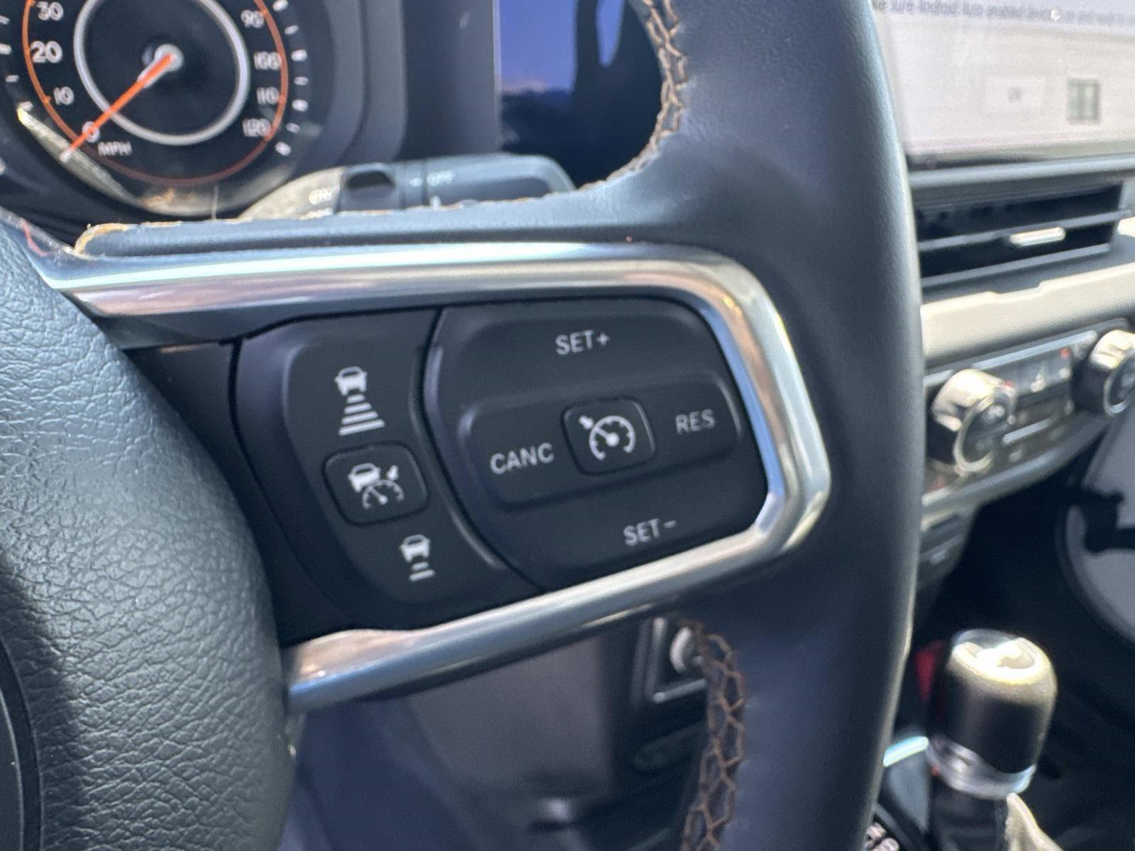 Used 2024 Jeep Wrangler Unlimited Sahara w/ Safety Group AWD/4WD image 23