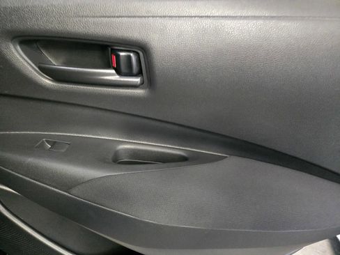 Used 2022 Toyota Corolla LE w/ Carpet Mat Package (TMS) FWD image 8
