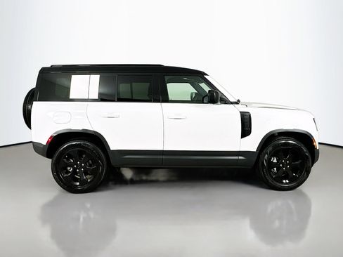 Used 2026 Land Rover Defender 110 S AWD/4WD image 4