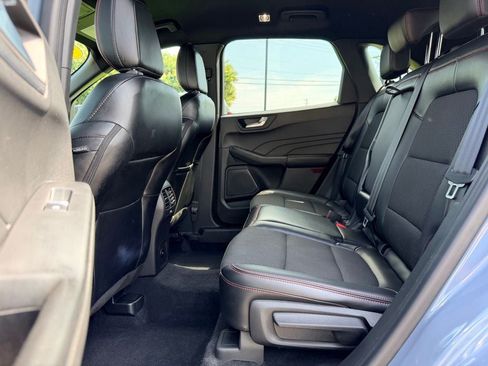 Certified 2023 Ford Escape ST-Line w/ Tech Pack #1 FWD image 15