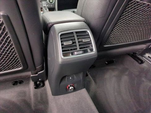 Used 2018 Audi Q3 2.0T Premium Plus w/ Premium Plus Package image 26