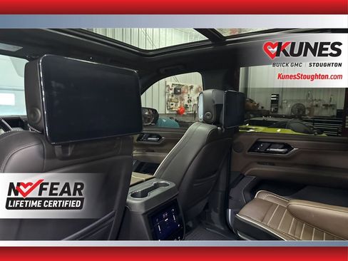 Used 2025 GMC Yukon XL Denali Ultimate AWD/4WD image 41