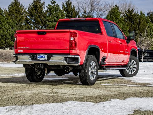 Used 2025 Chevrolet Silverado 2500 LT image 16