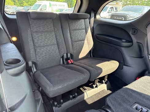 Used 2022 Dodge Durango SXT w/ Blacktop Package AWD/4WD image 25
