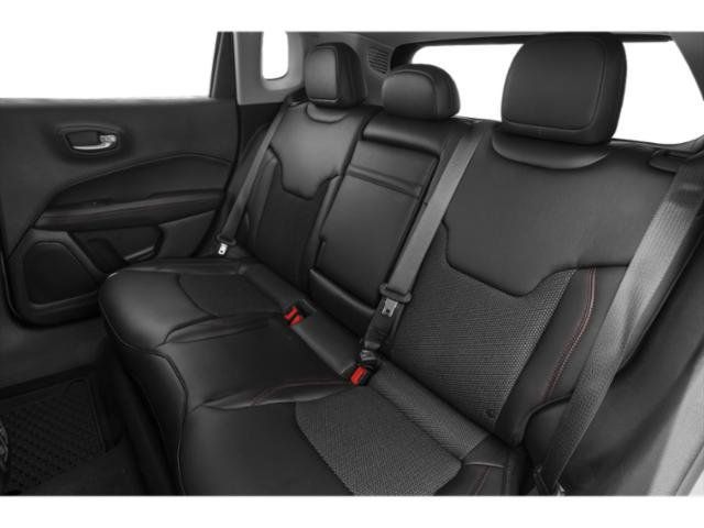 Used 2019 Jeep Compass Trailhawk w/ Cold Weather Group AWD/4WD image 17