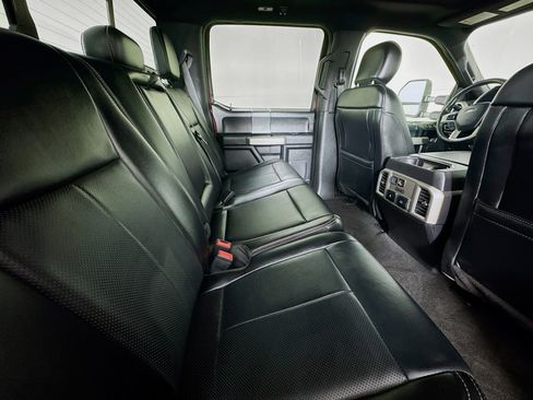 Used 2019 Ford F150 Lariat w/ Equipment Group 502A Luxury image 26