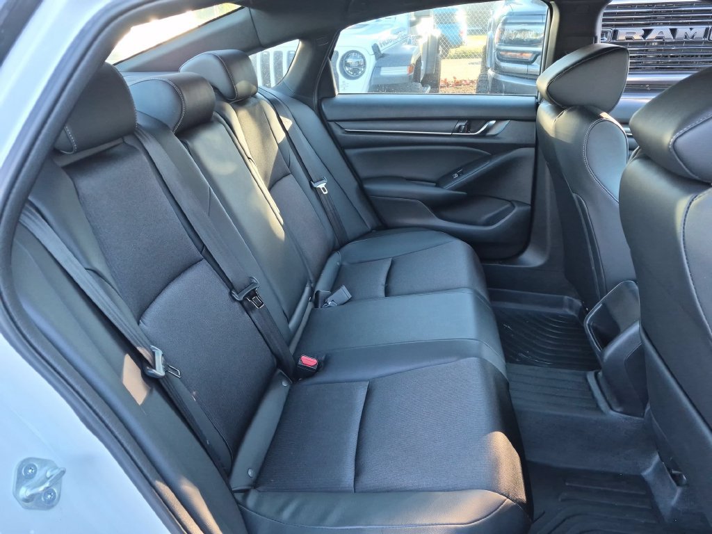 Used 2022 Honda Accord Sport image 15