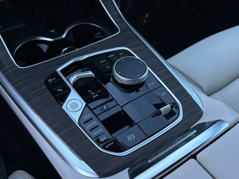 New 2026 BMW X7 xDrive40i w/ M Sport Package image 22