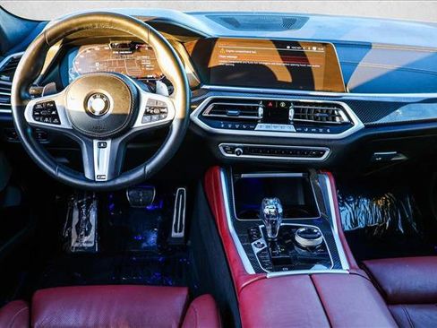 Used 2022 BMW X6 M50i w/ Dynamic Handling Package image 25