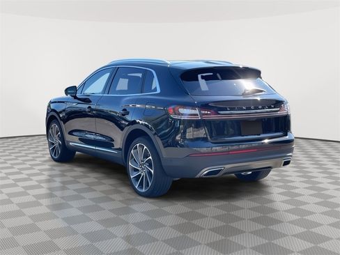 Used 2022 Lincoln Nautilus Reserve w/ Equipment Group 201A image 5