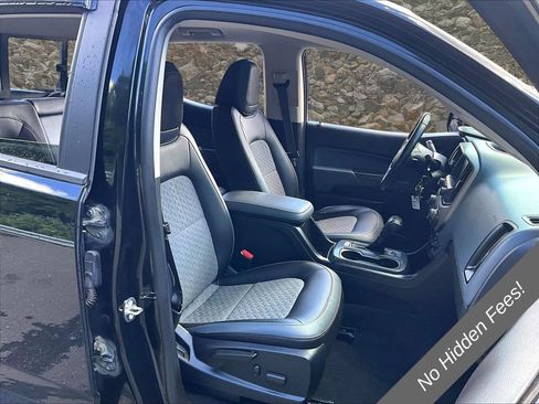 Used 2018 Chevrolet Colorado Z71 w/ Z71 Midnight Edition AWD/4WD image 5