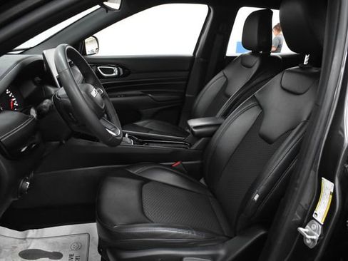 Used 2022 Jeep Compass Altitude image 15