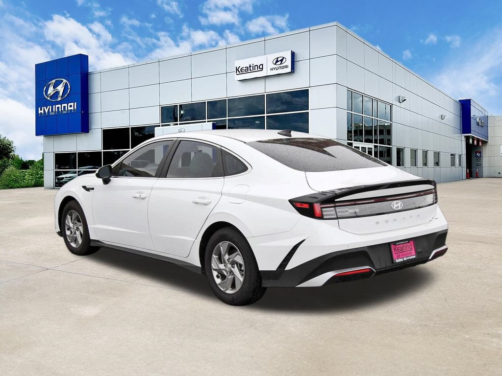 Used 2025 Hyundai Sonata SE FWD image 7