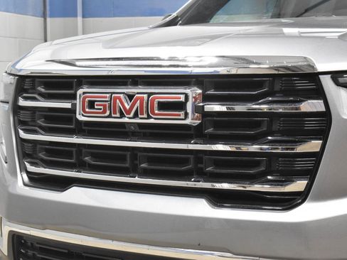Used 2026 GMC Acadia Elevation w/ Elevation Premium Package FWD image 30