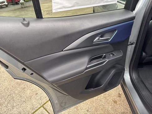 New 2026 Chevrolet Equinox EV LT image 27