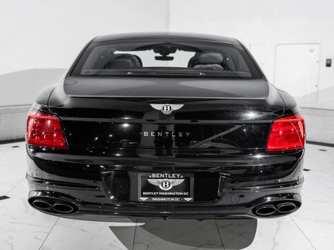Certified 2022 Bentley Flying Spur V8 image 10