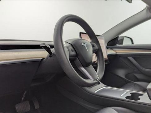 Used 2023 Tesla Model 3 Standard Range RWD image 22