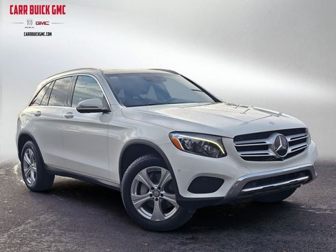 Used 2017 Mercedes-Benz GLC 300 4MATIC image 1