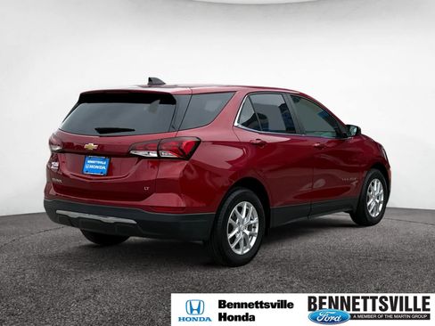 Used 2022 Chevrolet Equinox LT w/ LPO, Floor Liner Package image 5