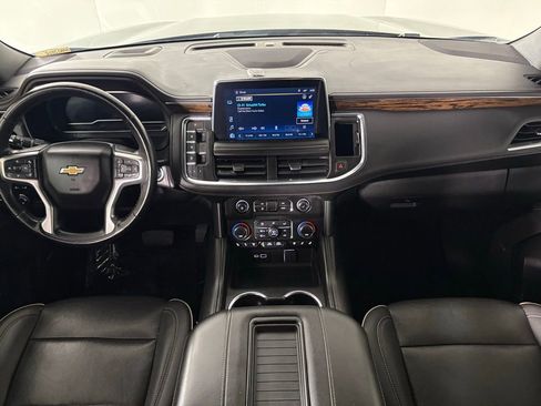 Used 2023 Chevrolet Suburban Premier RWD image 36