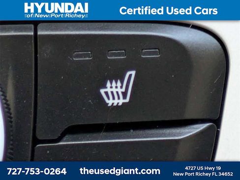 Certified 2023 Hyundai Venue Limited w/ Cargo Package image 24