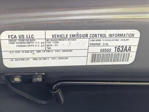 Used 2023 Jeep Wrangler Sport S image 19